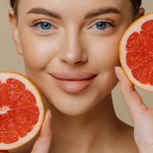 Skin-Boosting Foods: A Nutritional Approach to Aesthetic Beauty